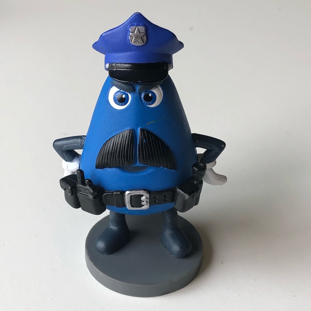 Disney Pixar Inside out Frank blue police >:<
